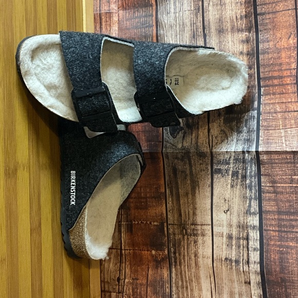 Birkenstock Women's Black Sandals - Picture 8 of 8